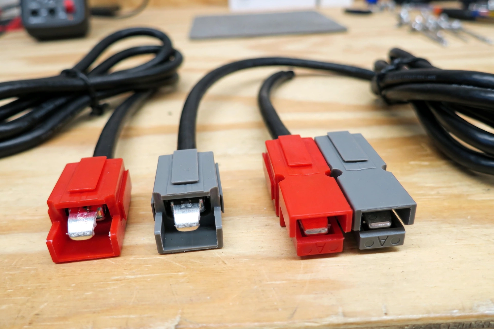 energy storage connector - illustration 1